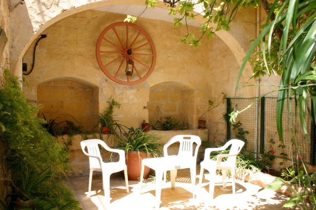 Sylvia' S Millhouse Villa Kerċem Dış mekan fotoğraf